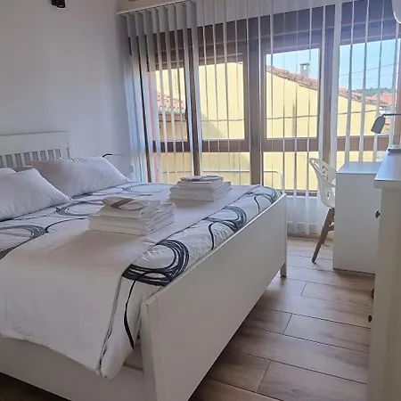 Les Texuques * Nueva De Llanes