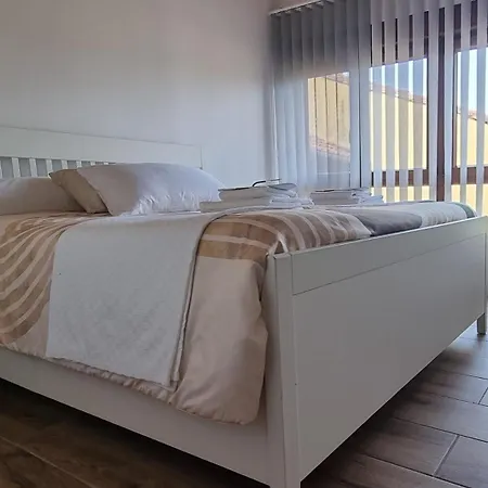 Les Texuques * Nueva De Llanes